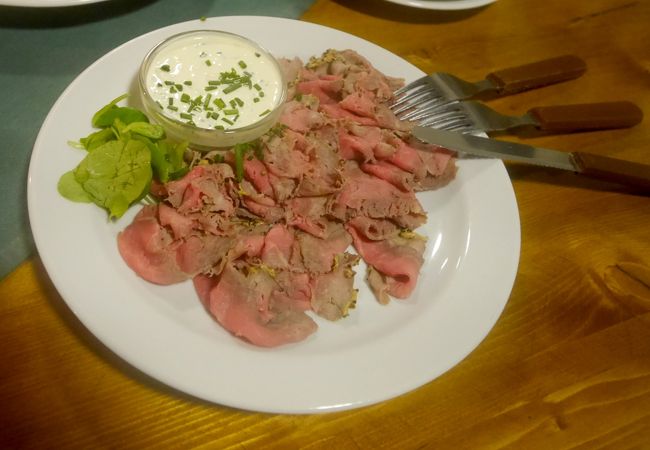 音楽はないが入りやすいホイリゲ