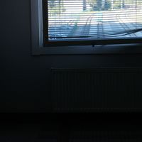 廊下の窓を見ると、そこにも線路が続いていました。