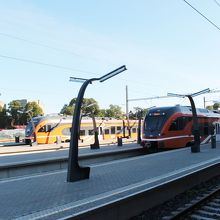 朝のタリン駅