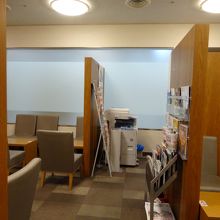 クレジットカードラウンジ