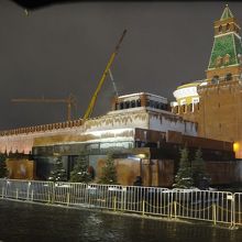 夜間でも周囲が明るいのでよく見える