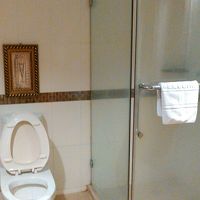 シャワー室あり