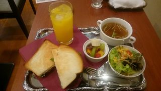 天神でお気に入りの喫茶店です