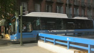 市バスも役立ちます。