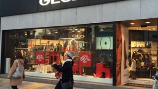 GEOX 外苑前店