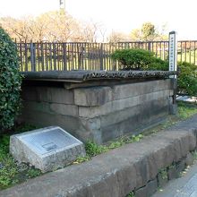 偶然に見かけた井戸です