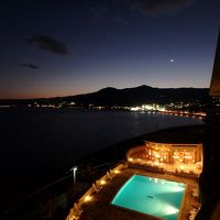 夜景とプールとレストラン。言葉にならない美しさ