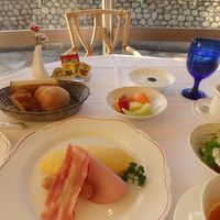 海を眺めながら美味しい朝食を