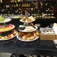 パンも果物もガッツリｗ