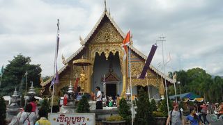 格式高い寺院です