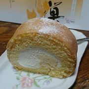 地元で人気のケーキ屋さんです。