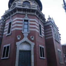 明治の建物です