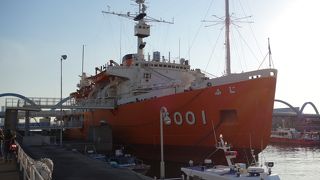 二代目南極観測船