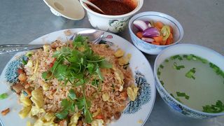 パラパラの炒飯が食べられる