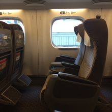 広くて楽なシート