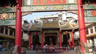 お寺のようですが病院です。