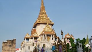 黄金物で有名な寺院