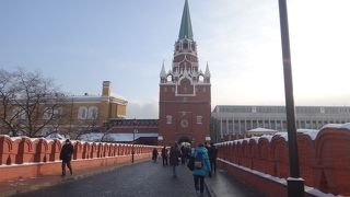 クレムリンへの入口となる尖塔のひとつ