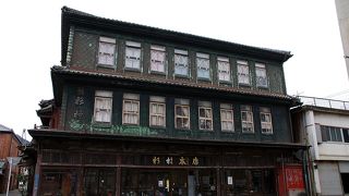 昭和一桁生まれの凛とした建物に出会えました