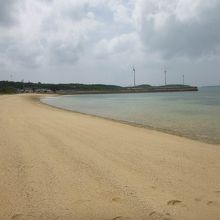 西平安名崎方面。