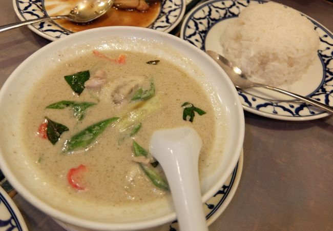 メニュー豊富なタイ料理レストラン