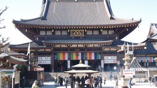 川崎大師は門前町が面白い。