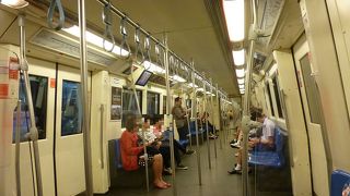 渋滞知らずで、且つ清潔な車内