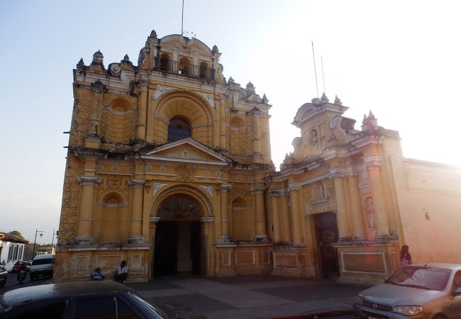 Iglesia de San Pedro Apostol