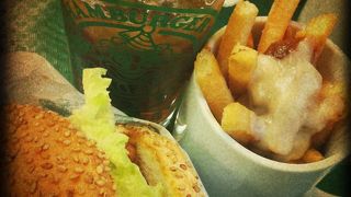 おもしろ店内＆うまバーガー