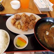 立地のいい居酒屋さんでランチ