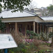 こちらが建物です