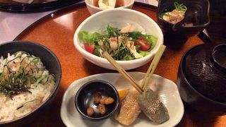 遅くまで営業しているようです