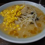 ４０年以上続く人気店、熊王ラーメン