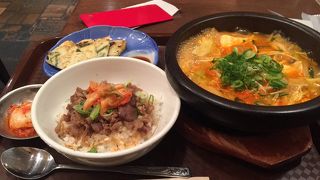 アウトレットの中の韓国料理屋さん