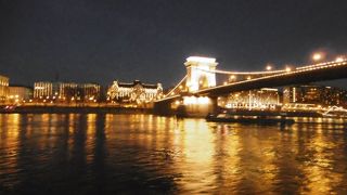 セーチェニー鎖橋