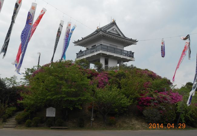 天守閣風の展望台があります。