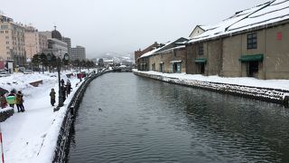 団体写真のポイントで大混雑