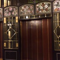 重厚感のあるエレベーター