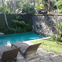 プライベートプール