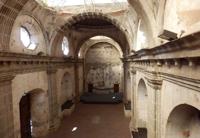 廃墟の修道院