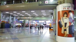 ショップも多い。