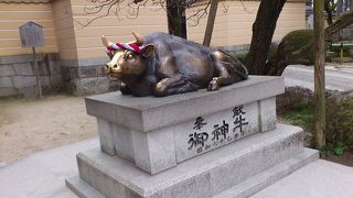 撫でればご利益