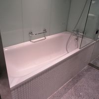 温度調節のノブが壊れていたバスタブ