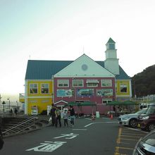 カラフルな建物