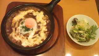 オムライスの店で焼きカレー