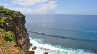 断崖絶壁からの海の眺めが最高！