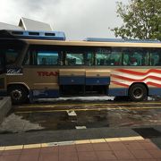 TBSターミナルとマラッカを走るバス