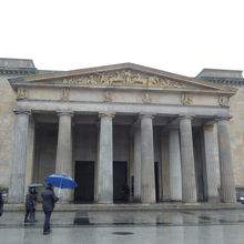 ノイエヴァッヘ外観