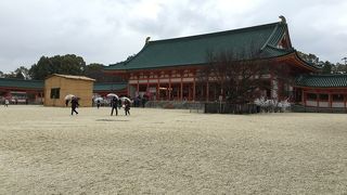 明治時代にできた境内の広い神社