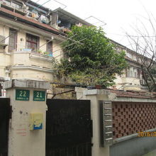 合肥路592弄21、22号。小さいながらも庭がある。